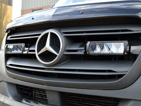 TRIPLERLIGHT GM-USMSP-01K MERCEDES SPRINTER 2018+) - GRILLE