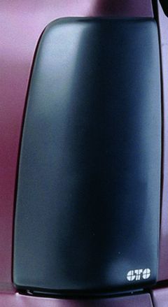 TAIL LGHT COVER MUST 05