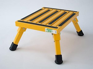 SMALL FOLDING STEP/YELLOW