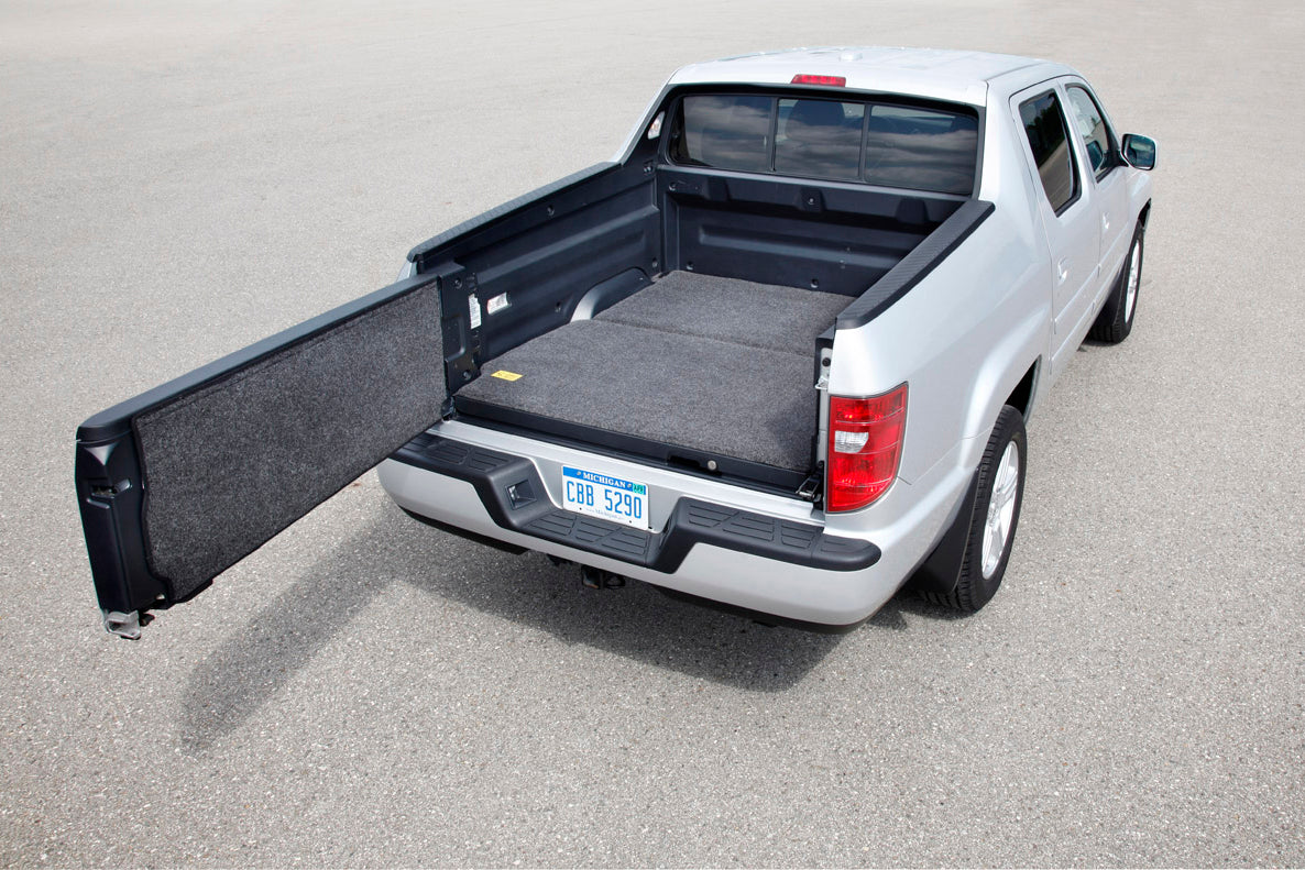 XBR-BedRug-Mat-09Ridgeline-GateOpen1.jpg