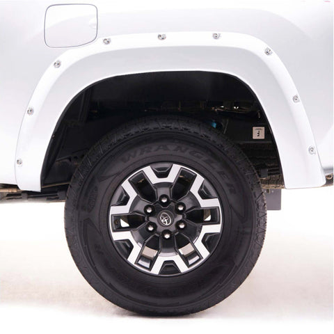 EGR 14+ Chev Silverado 6-8ft Bed Bolt-On Look Color Match Fender Flares - Set Summit White